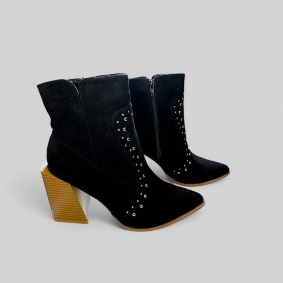 Lulus Shoes - Lulus Blonby Black Faux Suede Studded Ankle Booties | Block Heel | Size 8